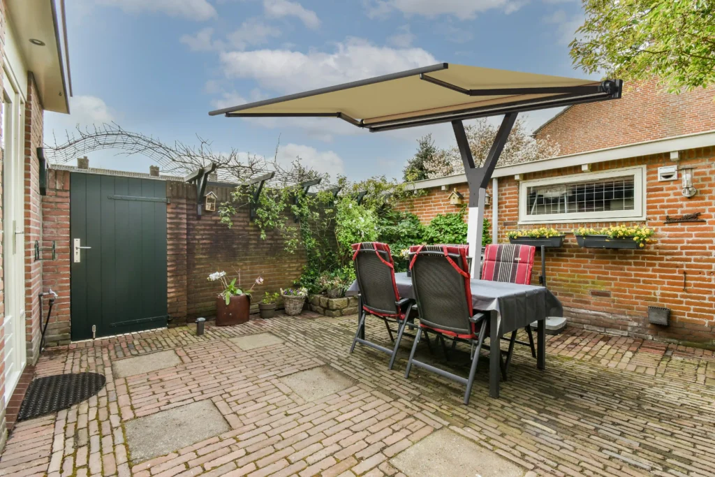 AT-4 Awning — project imagery 4